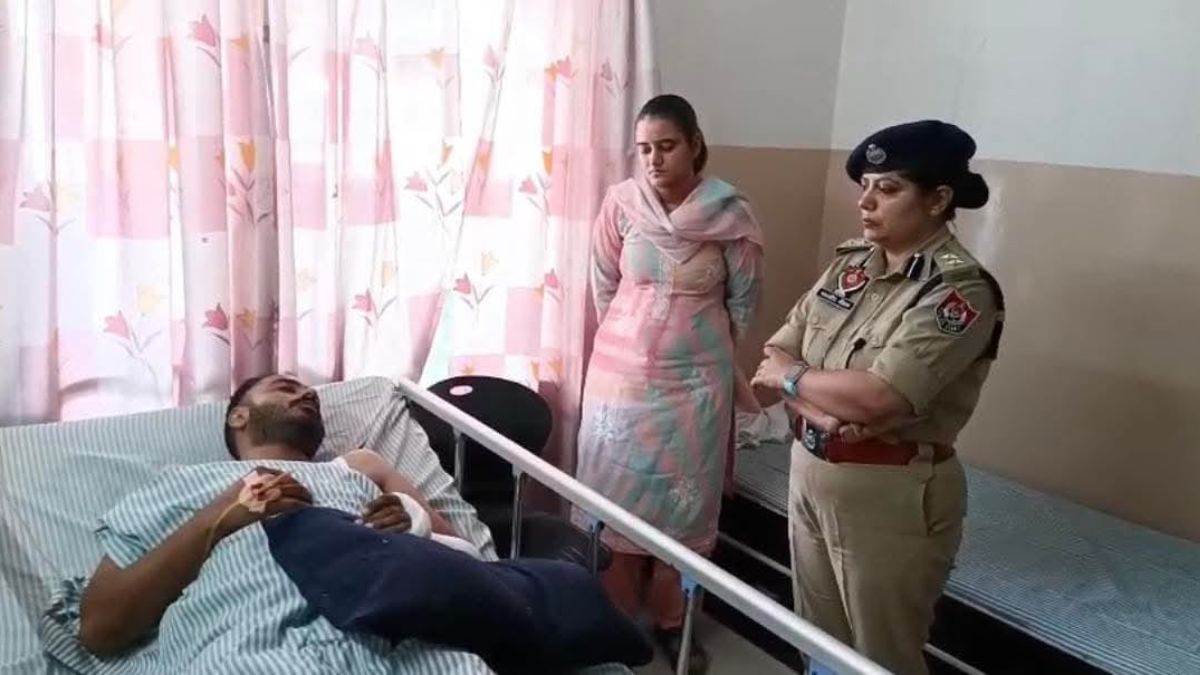 https://www.jagranimages.com/images/newimg/18092025/18_09_2025-policemen__24051474.jpg