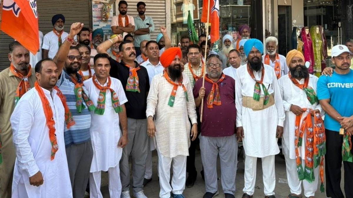 https://www.jagranimages.com/images/newimg/18092025/18_09_2025-punjab_bjp_24050493.jpg
