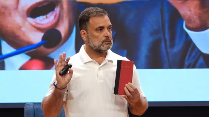 देश के युवा, छात्र और Gen Z लोकतंत्र की रक्षा करेंगे, मैं उनके साथ हमेशा खड़ा हूं: राहुल गांधी