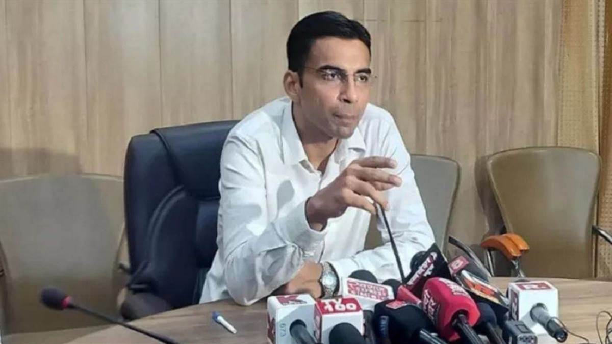 https://www.jagranimages.com/images/newimg/18092025/18_09_2025-savin_bansal_24051583.jpg