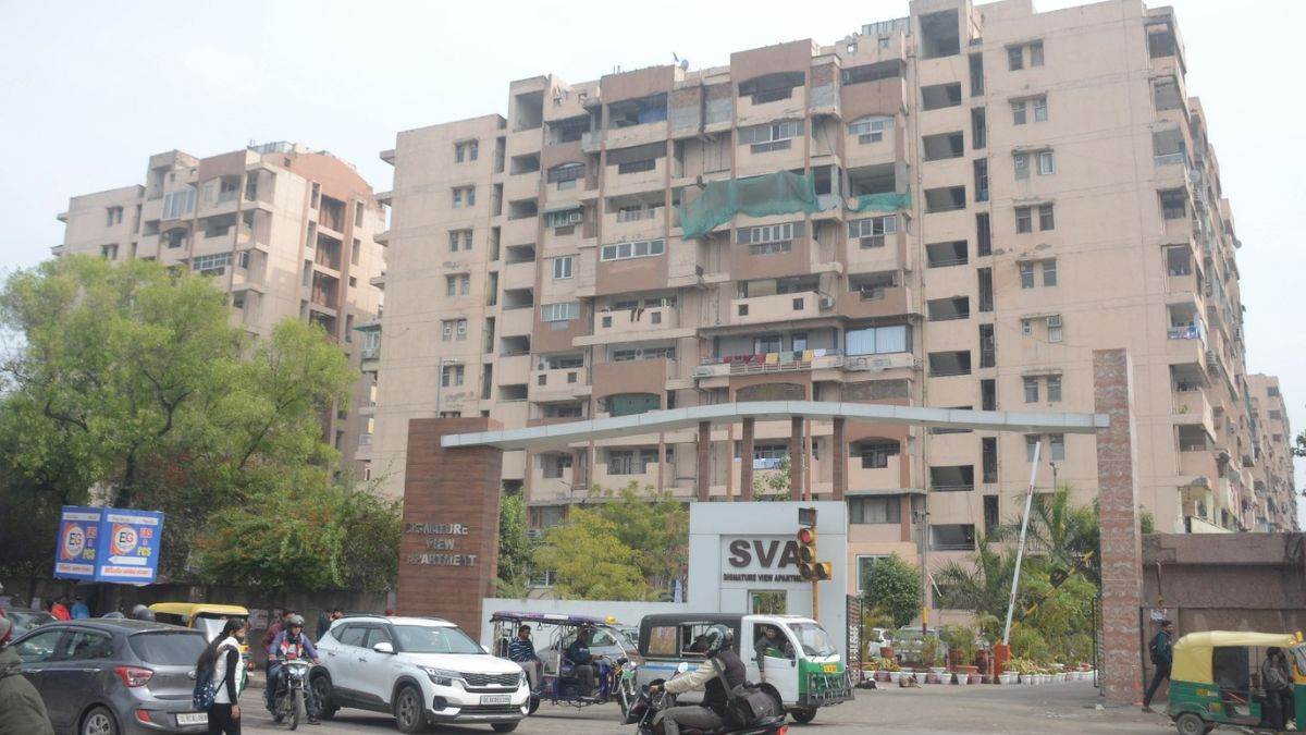https://www.jagranimages.com/images/newimg/18092025/18_09_2025-signature-view_apartment_24050870_232548523.jpg