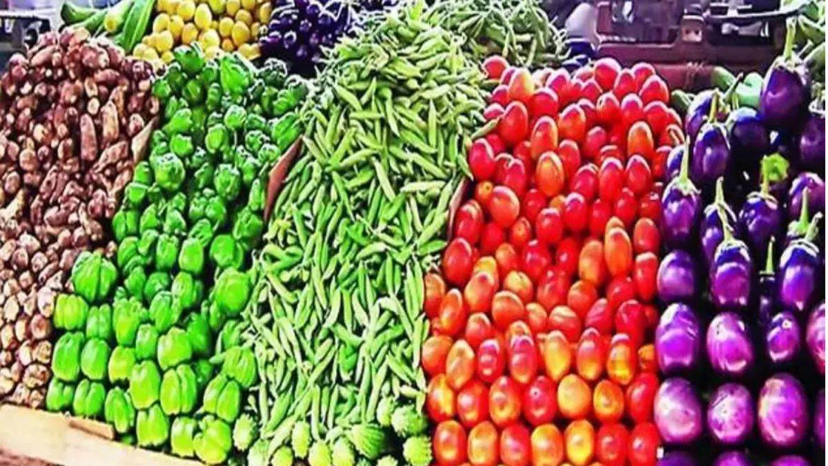 https://www.jagranimages.com/images/newimg/18092025/18_09_2025-vegetable_price_hike__24051424.jpg