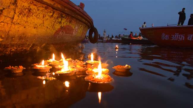 कार्तिक मास बहुत ही खास : उत्सवों के समृद्ध माह का पौराणिक महत्व और पुण्य  के लिए पूजन का विधान - Know about kartik sacred month for worship and  blessings