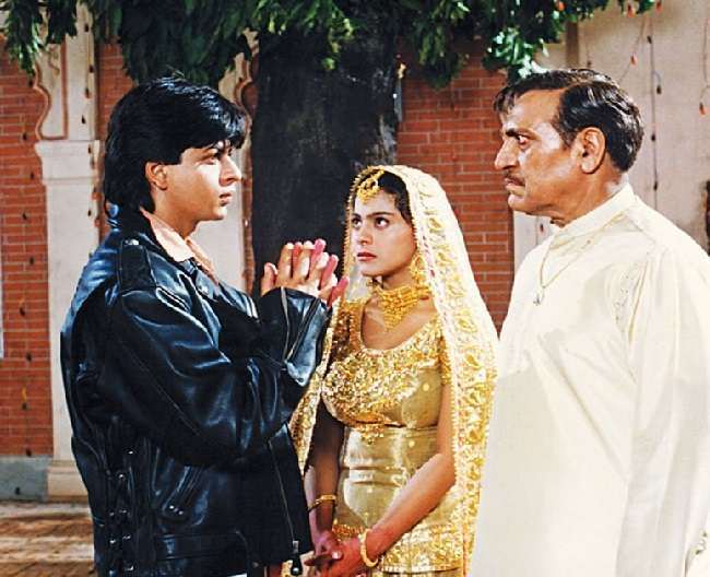 Inside Story: दिलवाले दुल्हनिया ले जाएंगे के गानों के पीछे लगे हैं इतने  दिमाग, ललित पंडित ने बताई पूरी कहानी - Inside Story: Know How Created Shah  Rukh Khan And Kajol Starrer