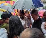 एनडी तिवारी की जयंती पर कांग्रेसियों ने निकाली पदयात्रा, हरदा ने कहा, साठ पार कहने वाले होंगे तड़ीपार