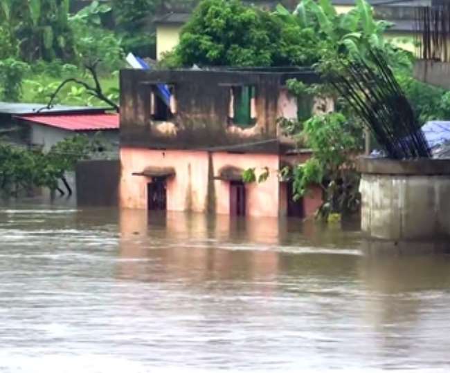 https://www.jagranimages.com/images/newimg/18102021/18_10_2021-kerala_flood_22127342.jpg