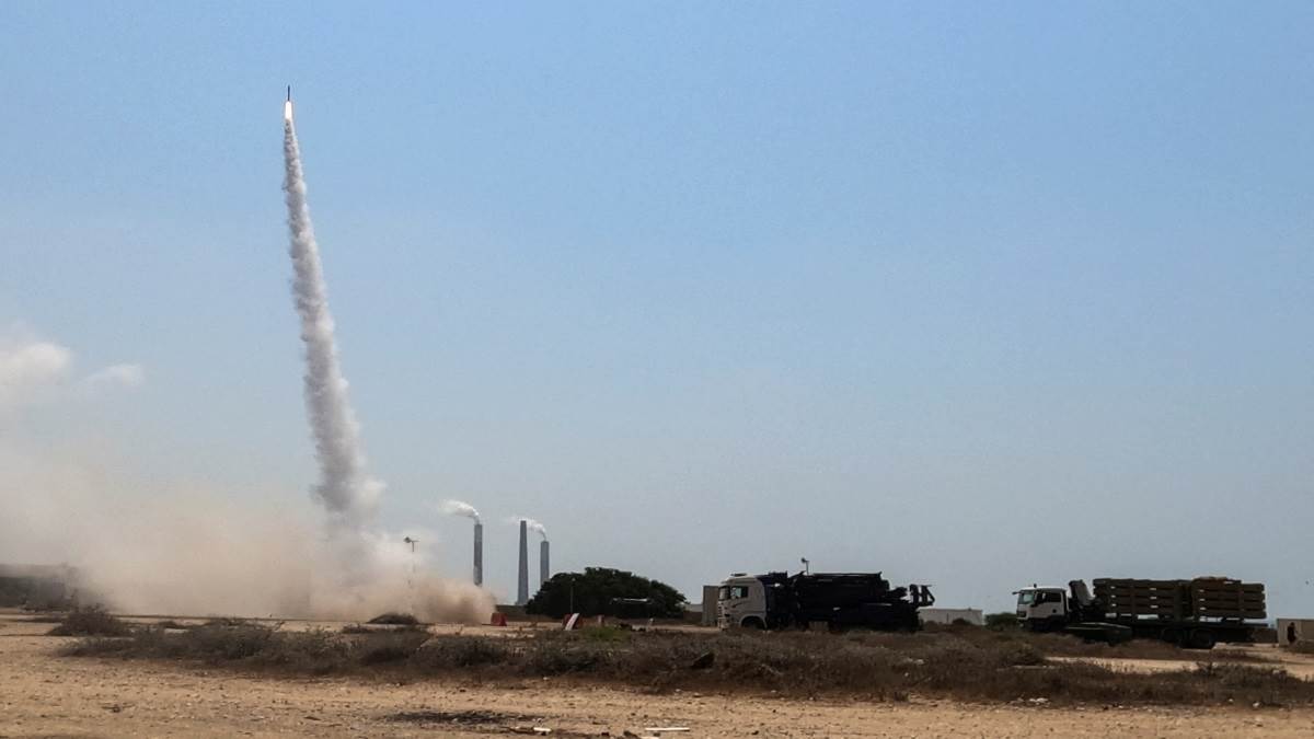 https://www.jagranimages.com/images/newimg/18102022/18_10_2022-iron_dome_defence_system_23148224.jpg
