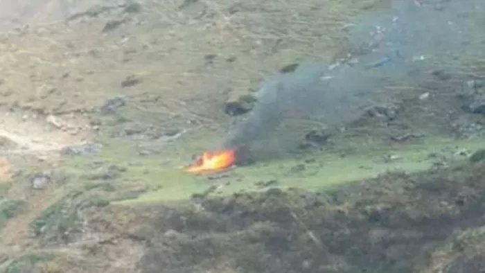 Kedarnath Helicopter Crash: 11657 फीट की ऊंचाई पर स्थित केदारनाथ क्षेत्र में हवाई उड़ानों को लेकर उठती अंगुलियां रही हैं।