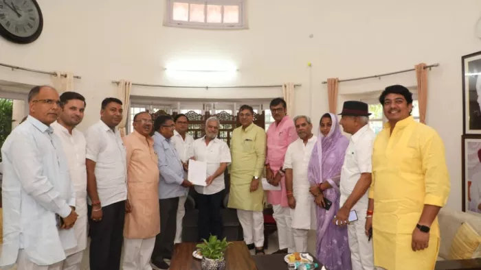 भाजपा नेताओं ने राजस्थान विधानसभा अध्यक्ष को दिया ज्ञापन, कहा-गहलोत सरकार अल्पमत में। फोटो इंटरनेट मीडिया