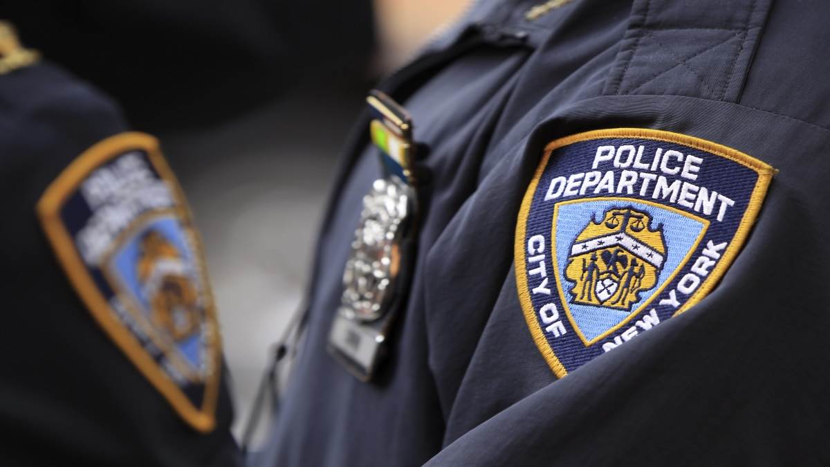 https://www.jagranimages.com/images/newimg/18102022/18_10_2022-us_police_23149008.jpg