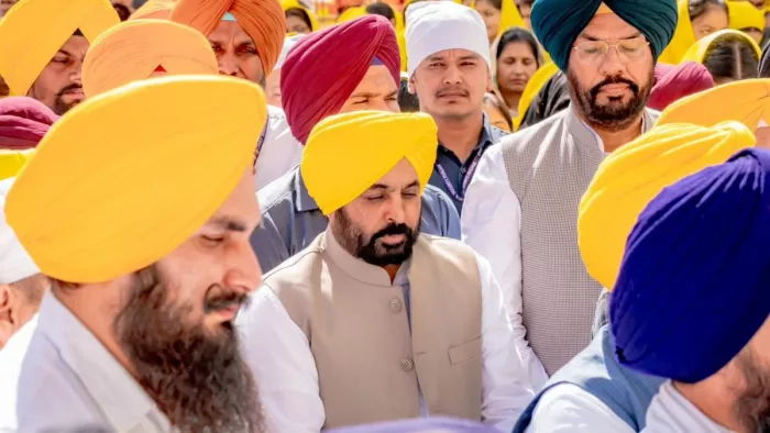 नशे के खिलाफ 30 हजार बच्चों ने स्वर्ण मंदिर में CM मान के साथ की अरदास