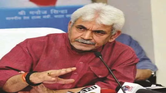 उपराज्यपाल ने सौंपे बर्फ हटाने वाले 170 वाहन