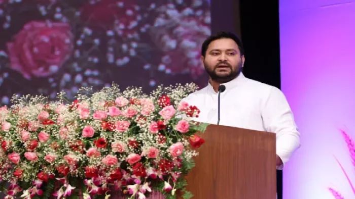 उप मुख्यमंत्री तेजस्वी यादव बुधवार को चौथे कृषि रोड मैप लोकार्पण कार्यक्रम को संबोधित करते हुए।