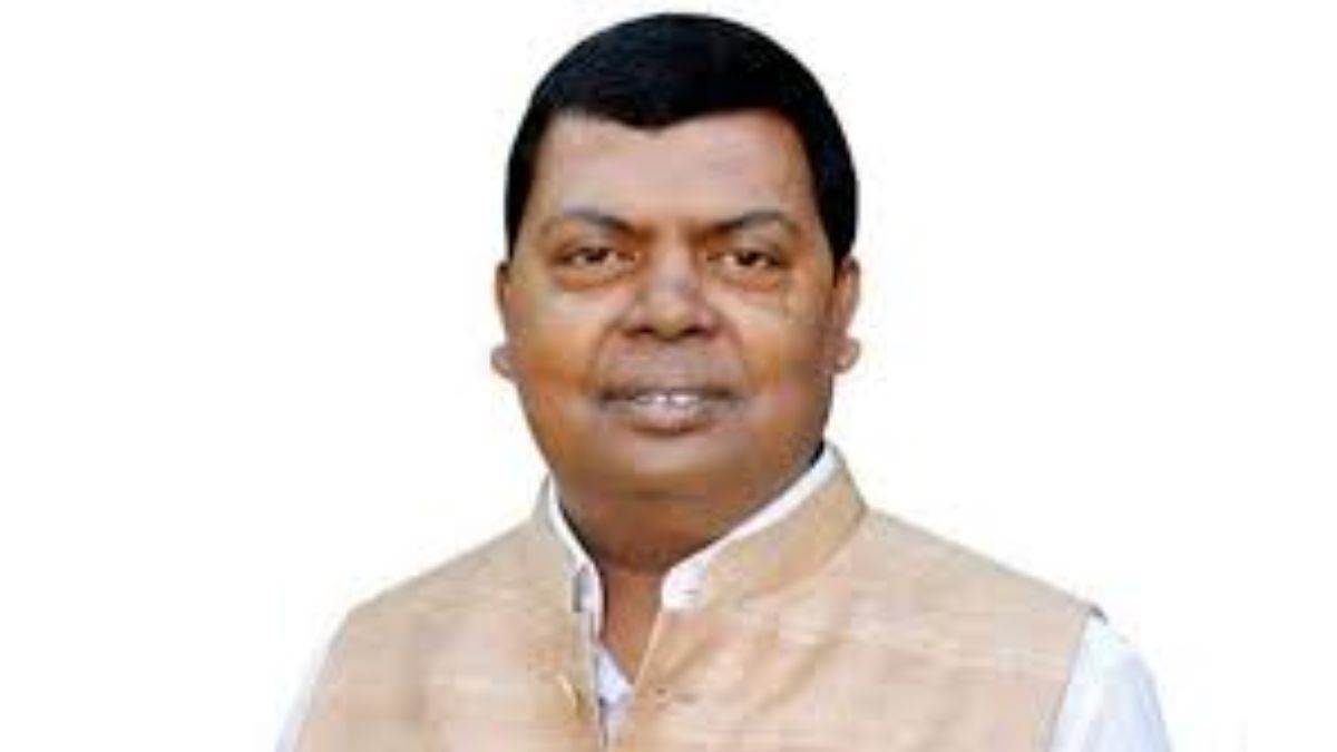 https://www.jagranimages.com/images/newimg/18102024/18_10_2024-chandra_prakash_chaudhary_23817942.jpg