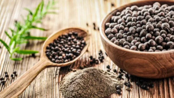Black Pepper: काली मिर्च खाने के हैं ये फायदे