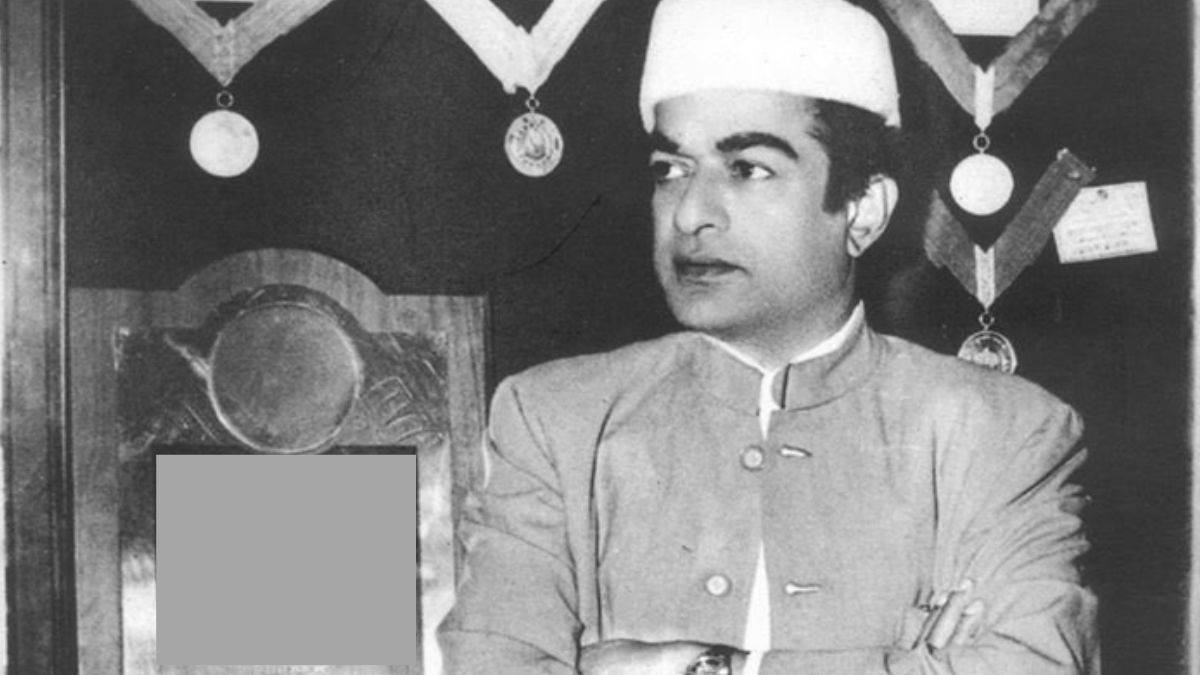 https://www.jagranimages.com/images/newimg/18112023/18_11_2023-_v_shantaram_23583498.jpg