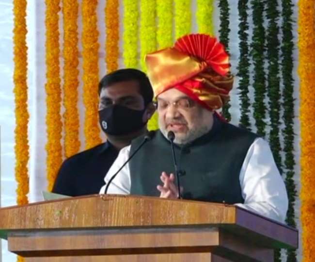 केंद्रीय गृह मंत्री अमित शाह ने शनिवार को प्रधानमंत्री नरेंद्र मोदी की दूरदर्शिता की जमकर तारीफ की।