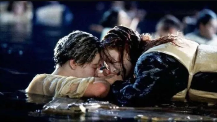 James Cameron On Titanic Jack Death: अवतार 2 का निर्देशन भी जेम्स कैमरुन ने किया है।