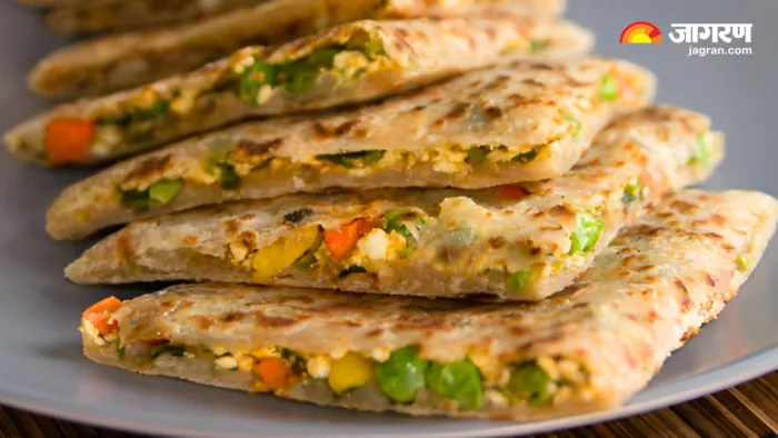 नाश्ते में बनाकर खाएं Mix Veg Paratha, सेहत के साथ स्वाद में भी है कमाल (Image Source: Instagram)