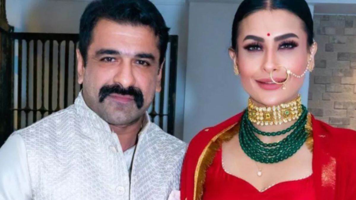 https://www.jagranimages.com/images/newimg/18122024/18_12_2024-pavitra_punia-_eijaz_khan__23850944.jpg