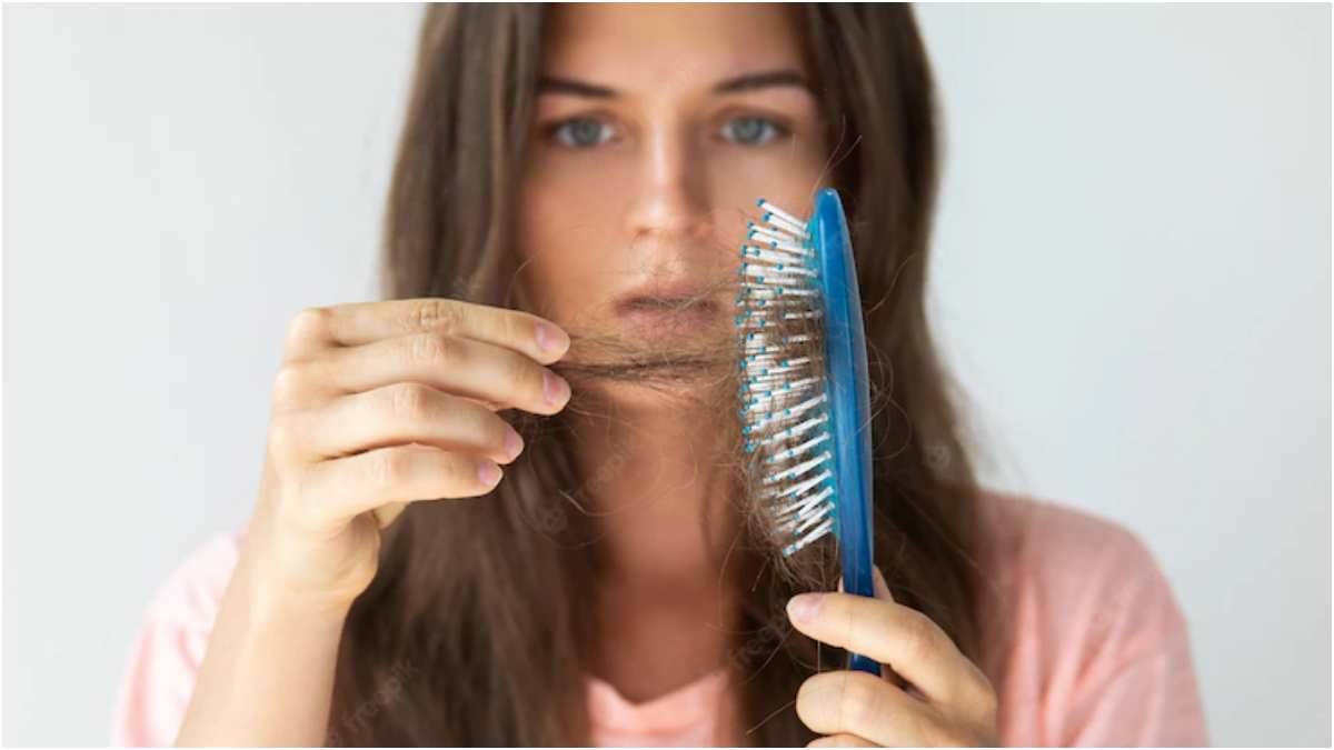Hair Loss Causes तेज़ी से झड़ रहे हैं बाल? तो इन 4 तरह की ड्रिंक्स को
