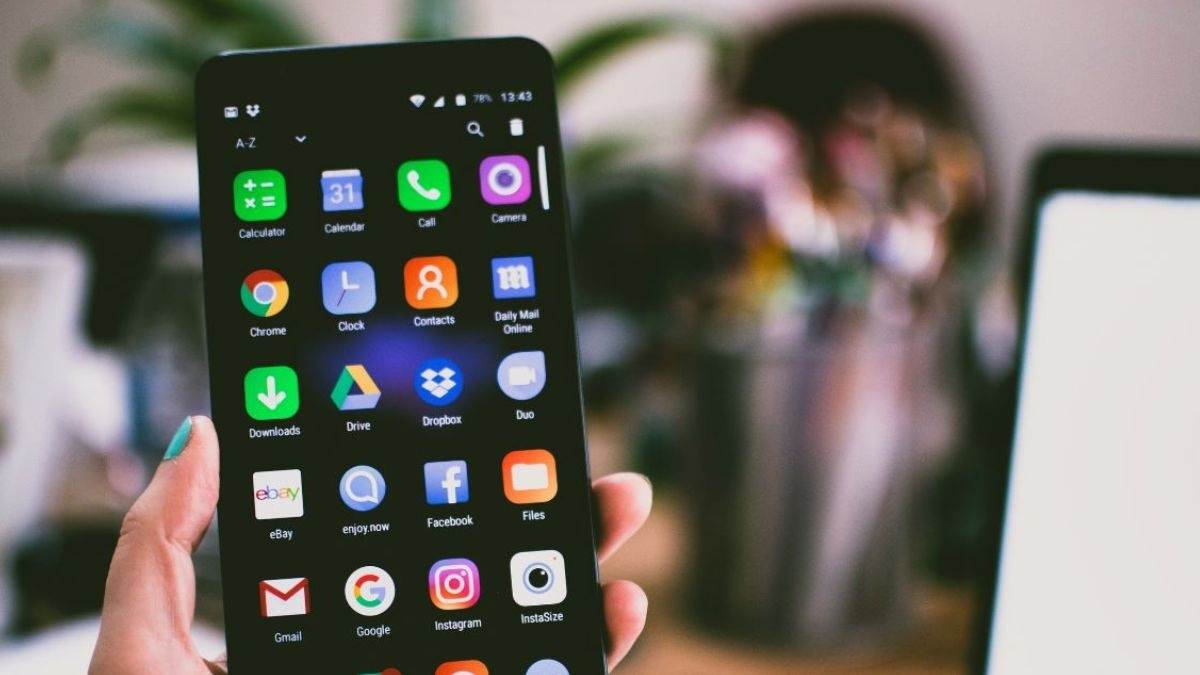 https://www.jagranimages.com/images/newimg/19012024/19_01_2024-smart_phone_23633603.jpg