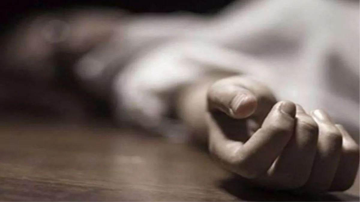 pune man kills wife son attempts suicide due to debt harassment