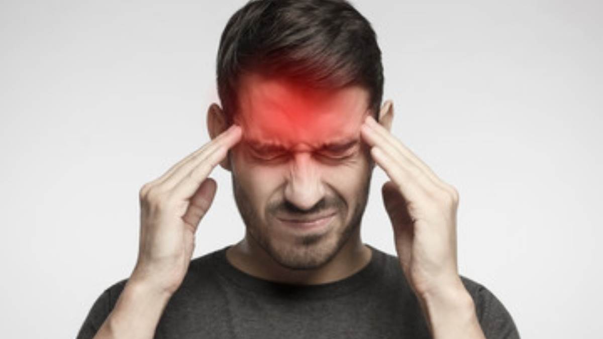 https://www.jagranimages.com/images/newimg/19022023/19_02_2023-migraine_23334169.jpg