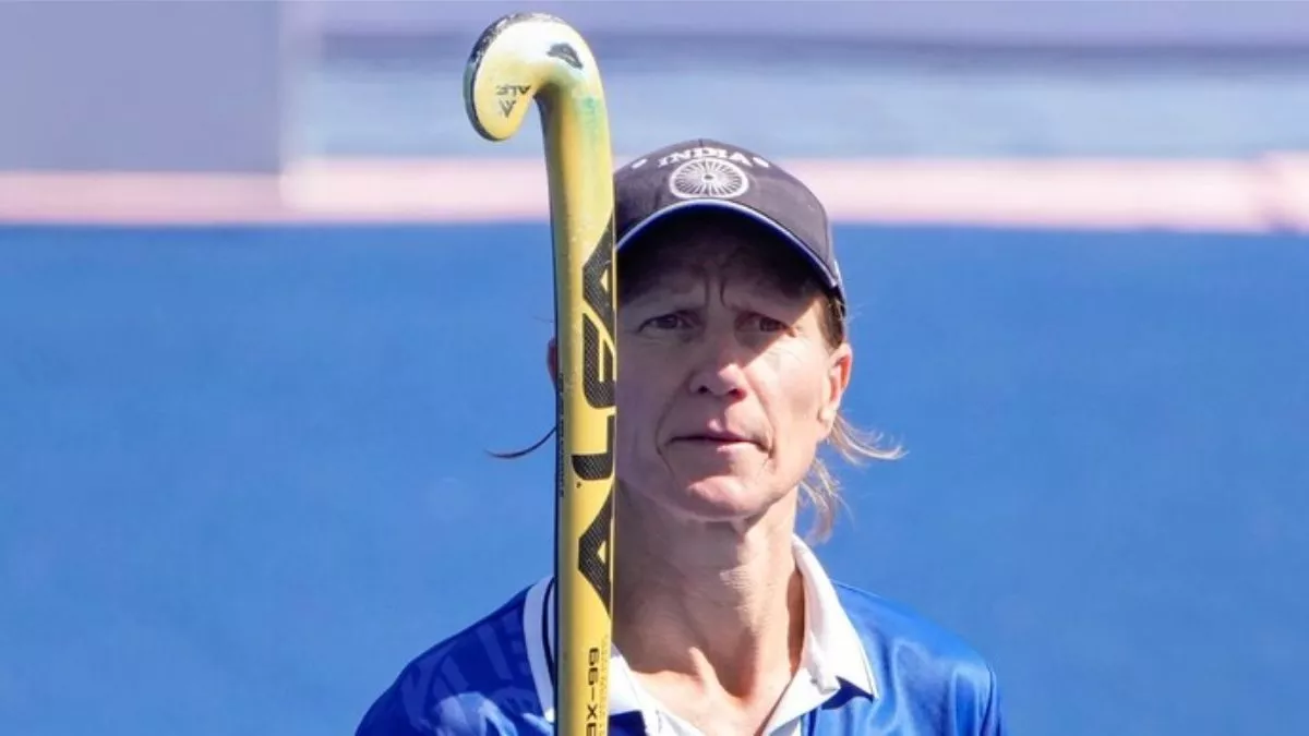 Hockey: महिला हॉकी टीम की कोच Janneke Schopman का बड़ा खुलासा, लगाया भेदभावपूर्ण व्यवहार का आरोप