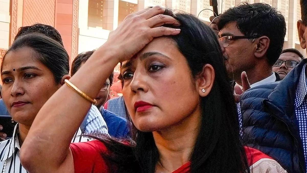 https://www.jagranimages.com/images/newimg/19022024/19_02_2024-mahua_moitra_23656245.jpg