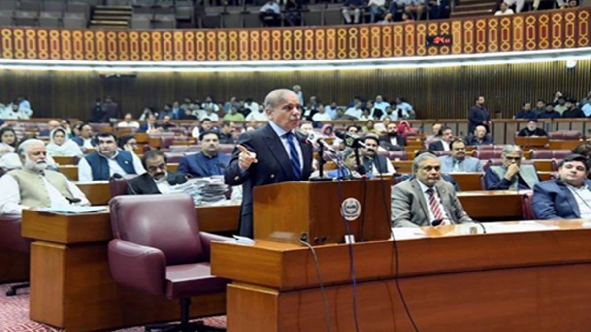 https://www.jagranimages.com/images/newimg/19022025/19_02_2025-jnm890_23886933_55213164.jpg