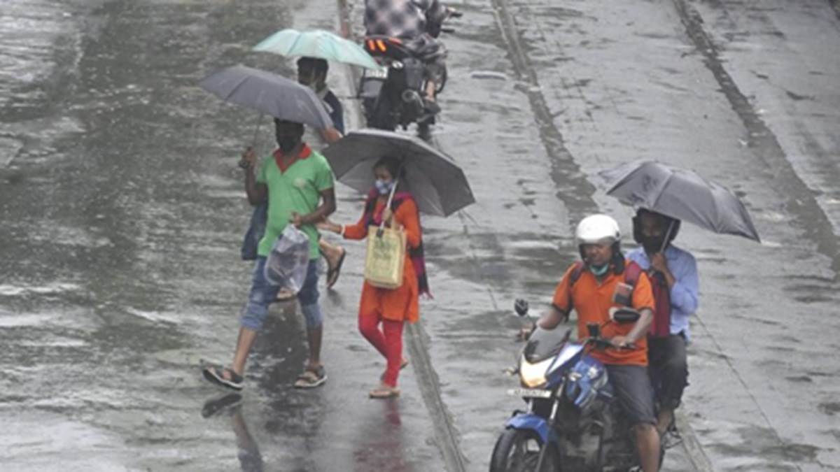 https://www.jagranimages.com/images/newimg/19022025/19_02_2025-rain_in_jharkhand_23886946_8652498.jpg