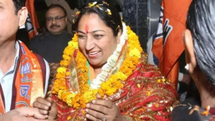 पार्टी के अंदर भी नेताओं की प्रतिस्पर्धा को खत्म कर दिया गया (फोटो: पीटीआई)