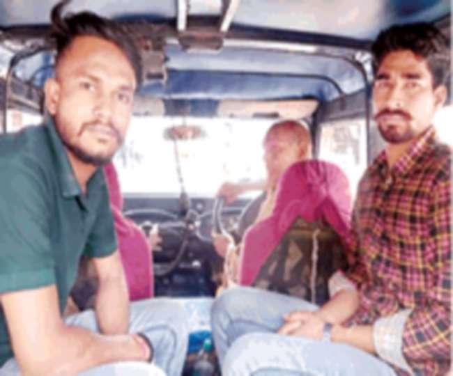 alcoholic student caught teachers collar in class in meerut