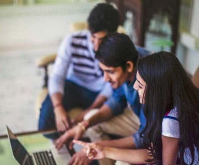 स्टूडेंट्स संस्थान के पोर्टल, icaiexam.icai.org या icai.nic.in या रिजल्ट पोर्टल caresults.icai.org पर जारी होने के बाद परिणाम चेक कर पाएंगे।
