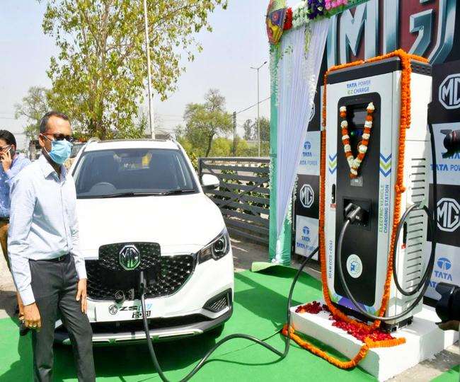 लुधियाना में खुला पंजाब का पहला Electric Vehicle चार्जिंग स्टेशन, कार