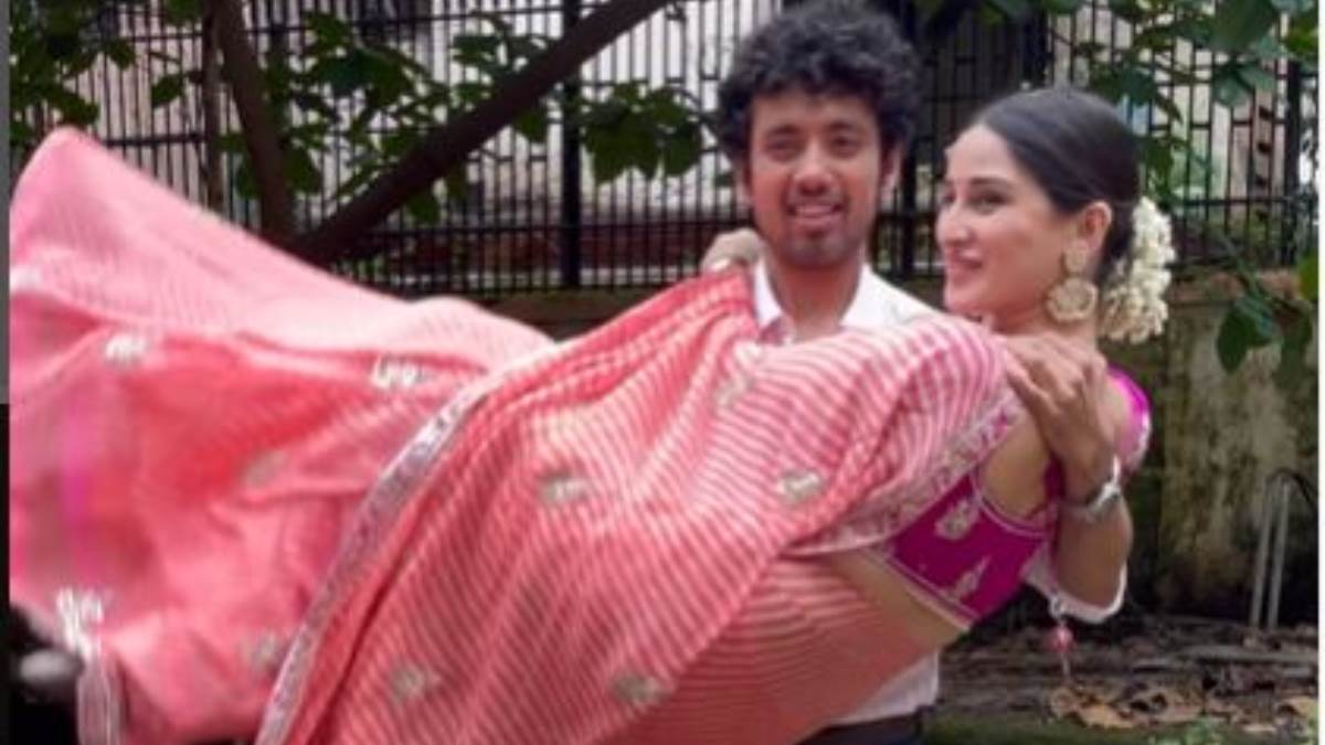 https://www.jagranimages.com/images/newimg/19032023/19_03_2023-disha_salian_ex_rohan_rai_23361089.jpg