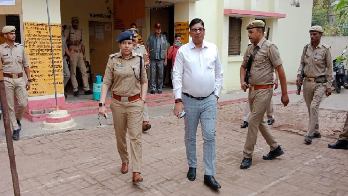 13 electricity contract workers in mahoba sued under esma