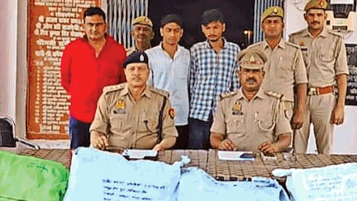 Mainpuri News: मैनपुरी में पकड़ी गईं नकली दवाएं।