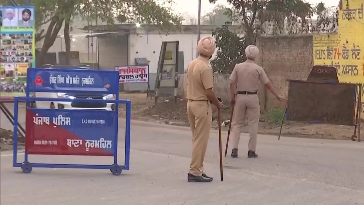 अमृतपाल सिंह को पकड़ने के लिए की जा रही छापेमारी