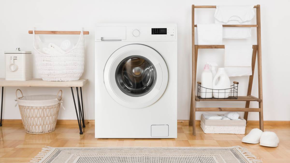 पुरानी वाशिंग मशीन ने दे दिया धोखा? इन सस्ती 8 kg Fully Automatic Washing Machine को दें जिम्मेदारी! कपड़ों को मिलेगी नई चमक