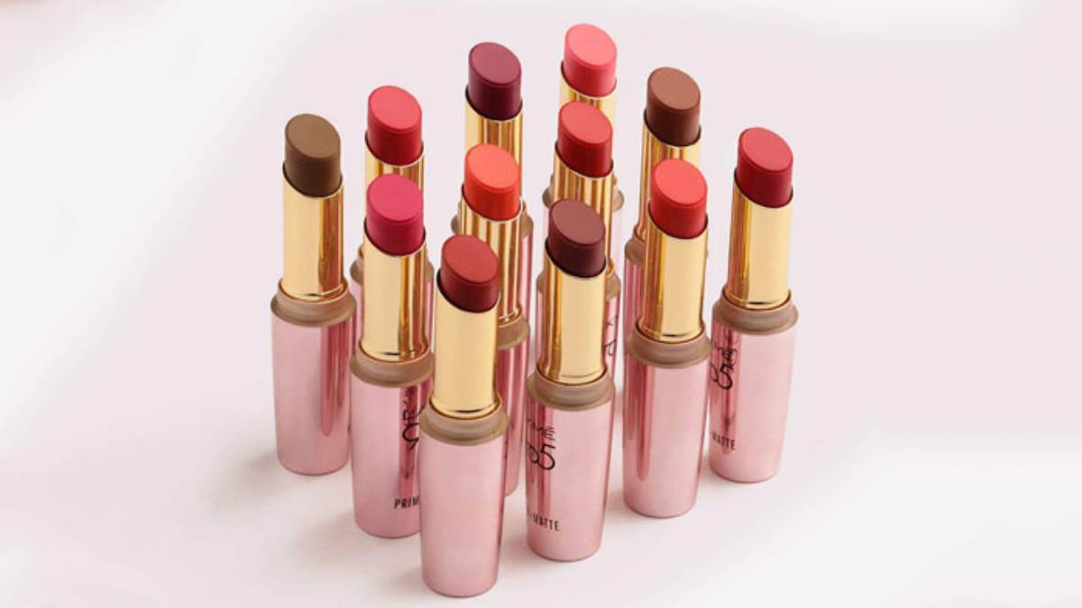 यूँ ही नहीं फ़िदा हैं महिलाएं Lakme Lipstick के इन शेड्स पर! ऐसी बला की मिलती है खूबसूरती कि टिक जाती हैं निगाहें