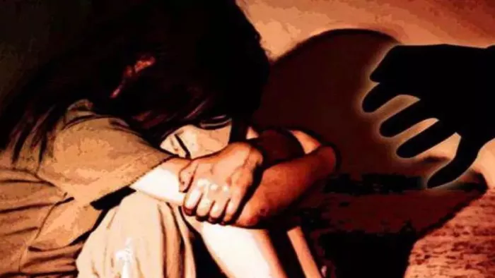 अचानक पेट दर्द के बाद पता चली ऐसी बात