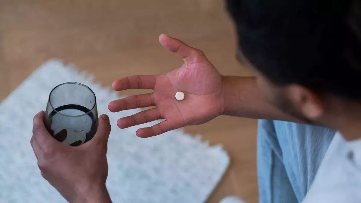 Ban Medicine: लिव 52 समेत आयुर्वेदिक 32 दवाओं की बिक्री पर प्रतिबंध, जांच में पाई गई नकली