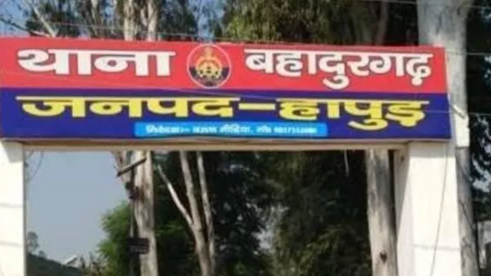 बच्ची के अपहरण एवं छेड़छाड़ करने का मामला हापुड़ में चर्चा का विषय बना हुआ है। जागरण फोटो