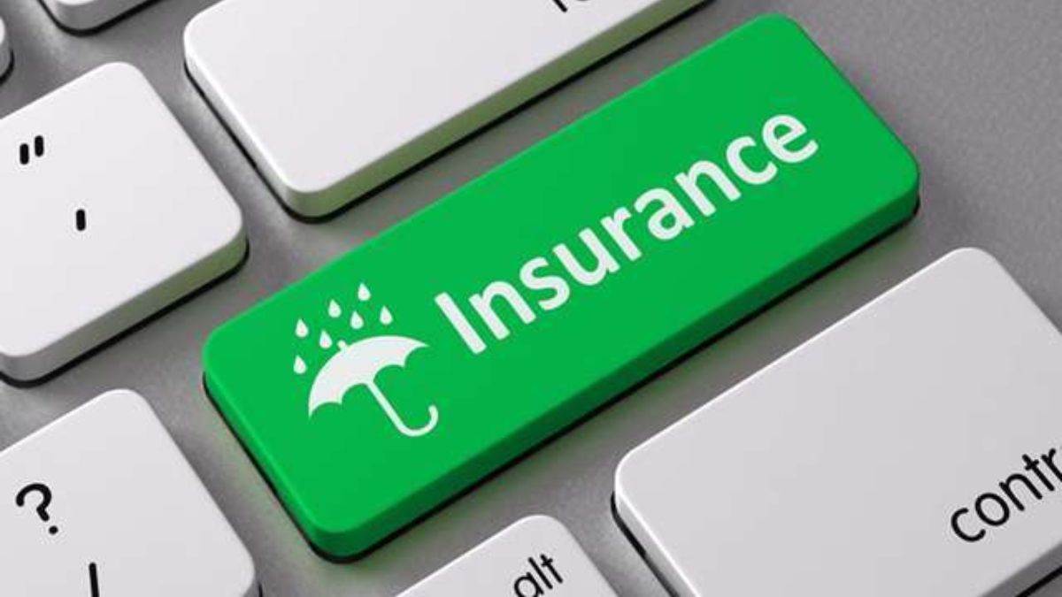 https://www.jagranimages.com/images/newimg/19042024/19_04_2024-life_insurance_vs_term_insurance_23699659.jpg