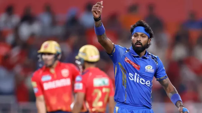 PBKS के खिलाफ मिली जीत के बाद MI के कप्तान Hardik Pandya पर लगा लाखों का जुर्माना