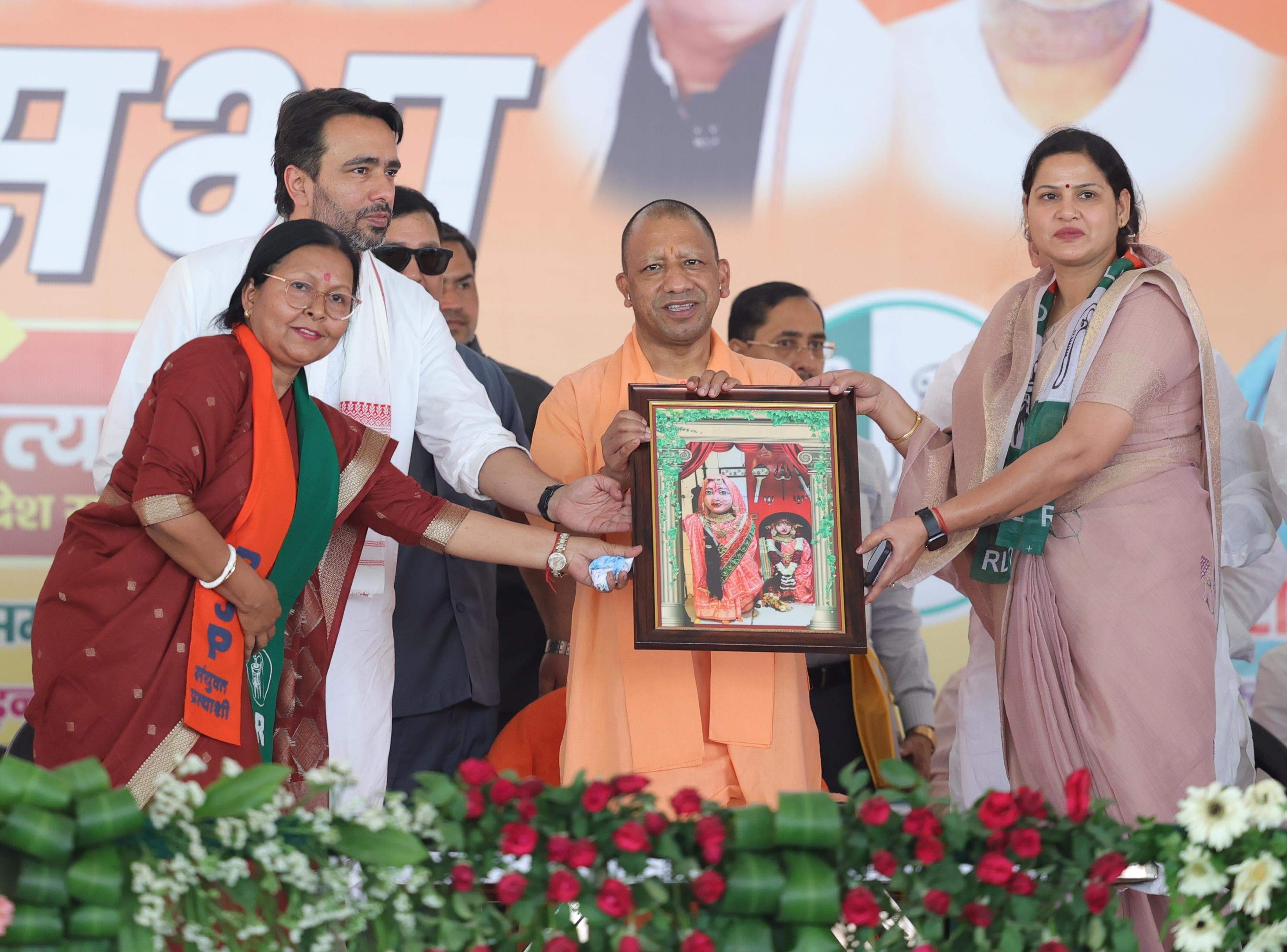 कैराना में सीएम योगी