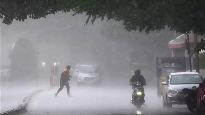 भागलपुर और कटिहार जिले में भारी बारिश की चेतावनी