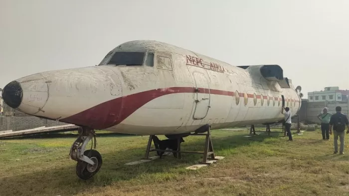 अहियापुर थाना क्षेत्र के सहबाजपुर गांव विमान। फोटो- जागरण